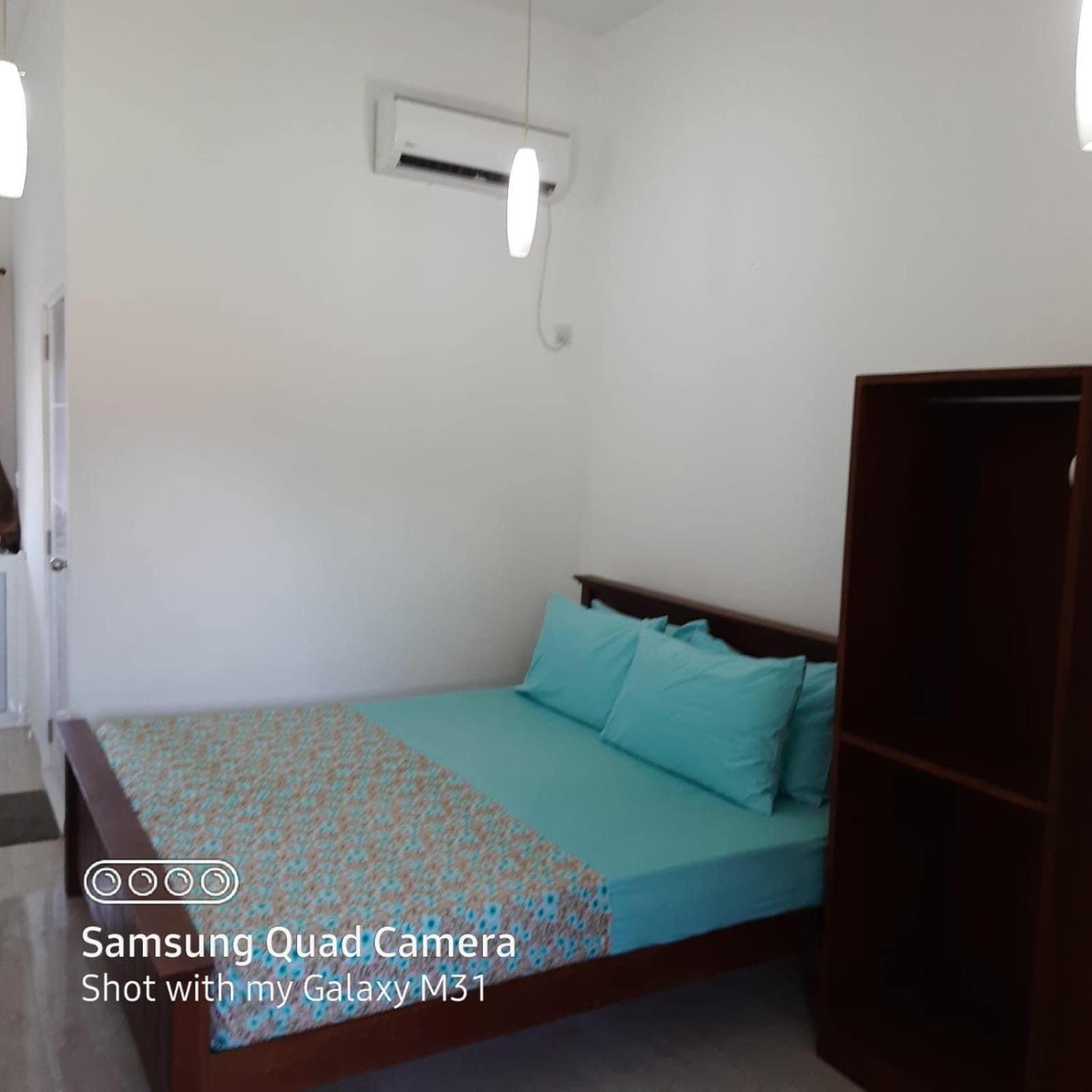 Transit Studio Katunayake Exterior photo
